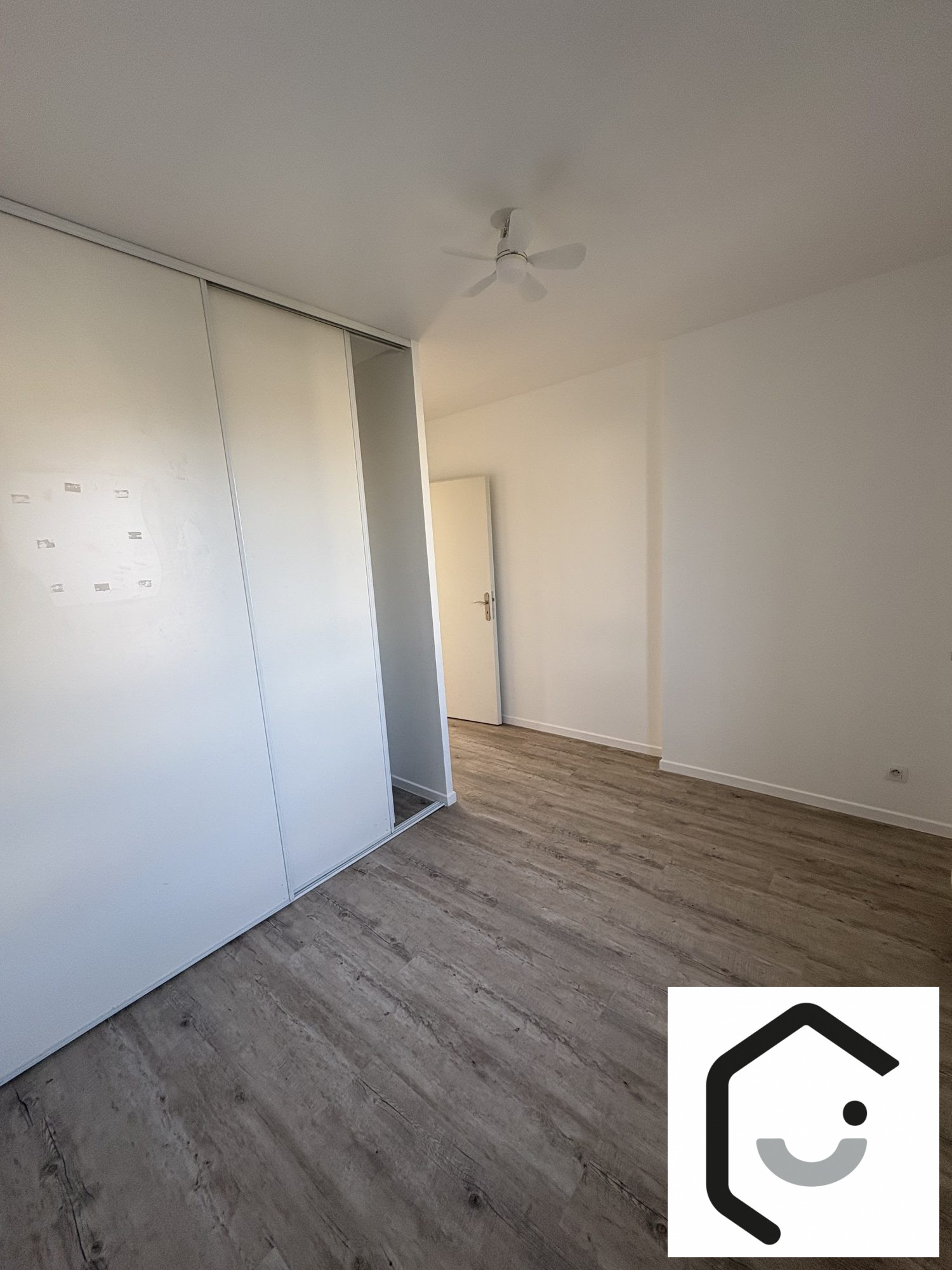 1771344717_LA2320_11_original