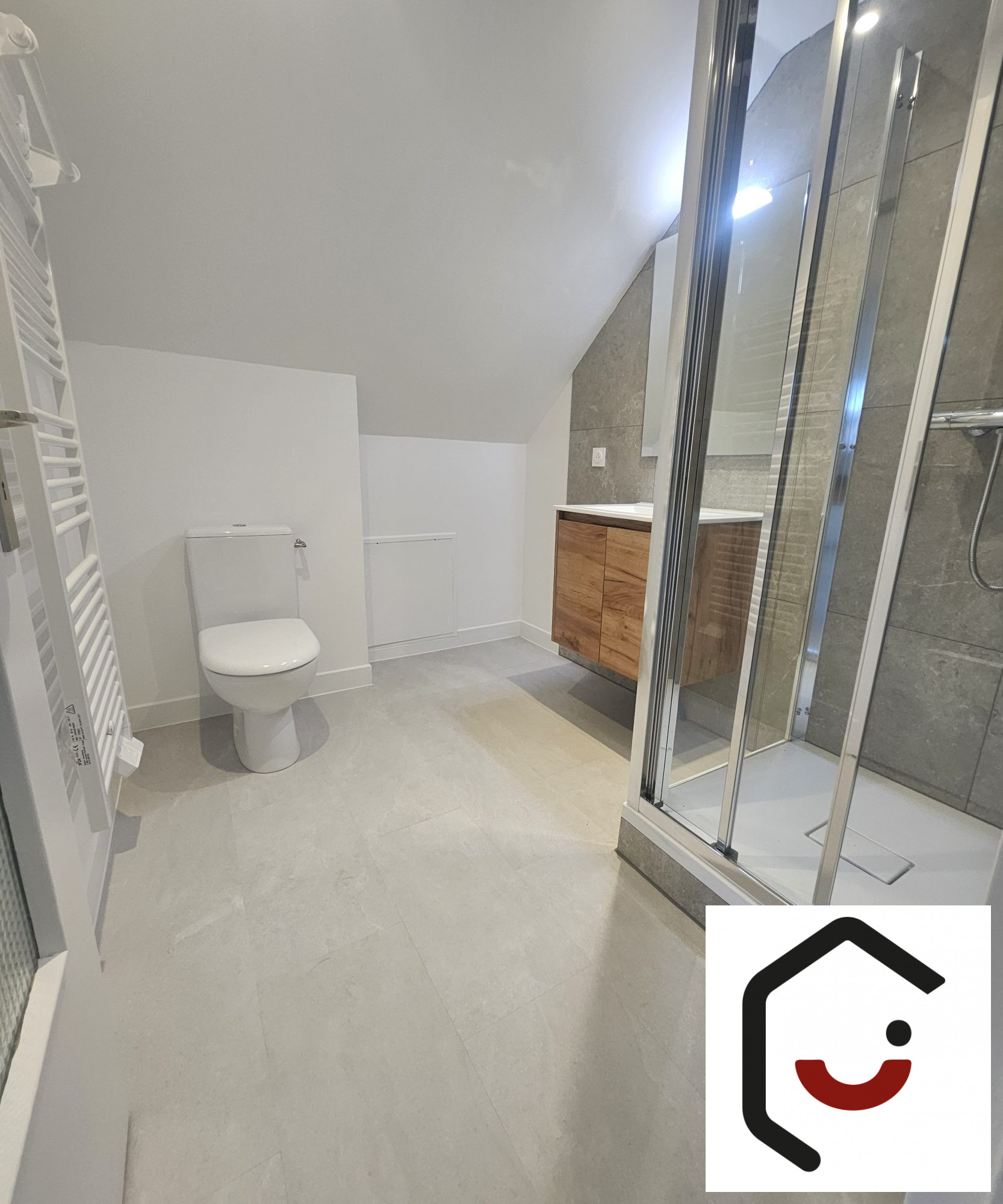 1774359477_LM1011_9_original