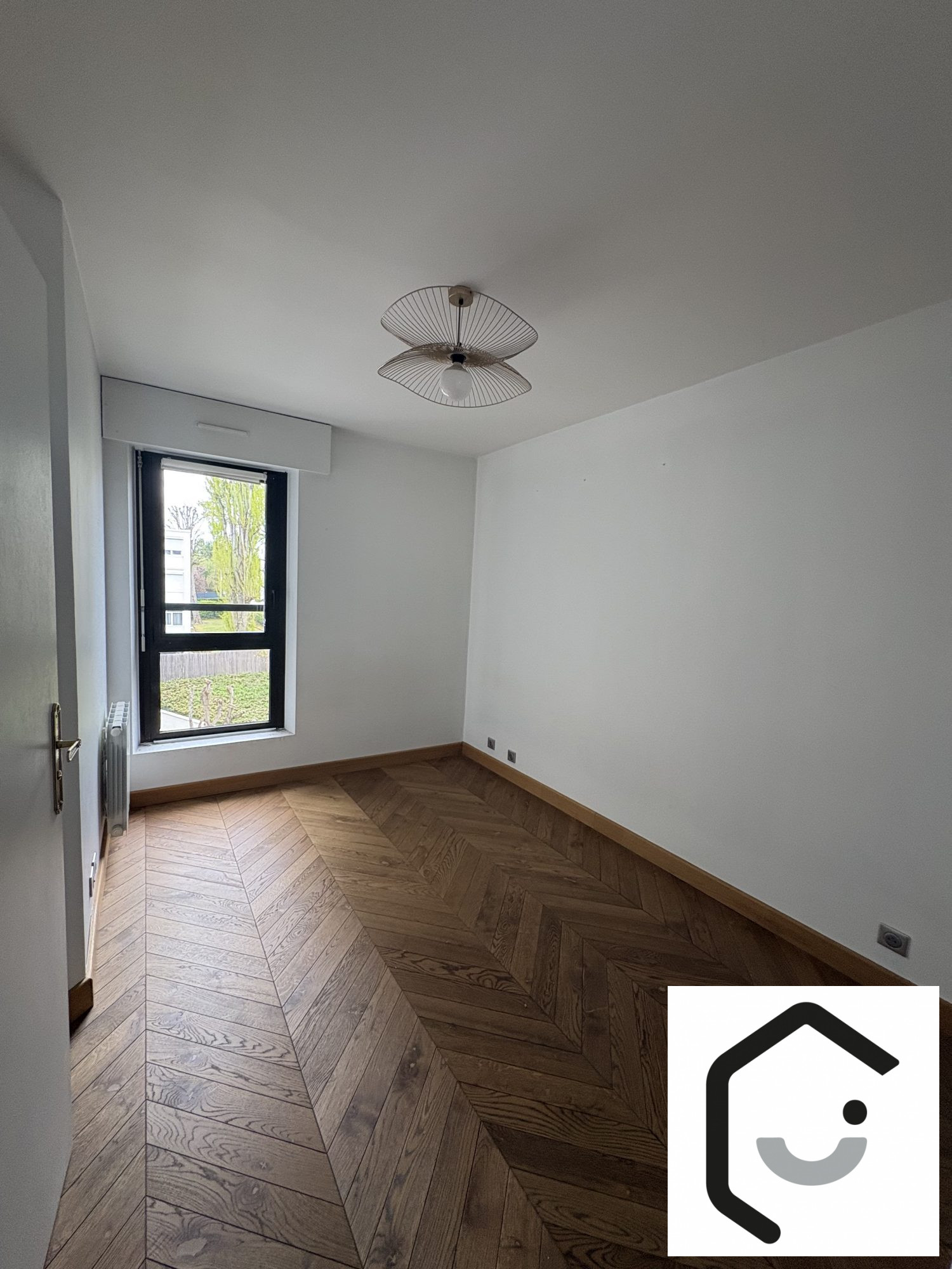 1775224076_LA2357_4_original