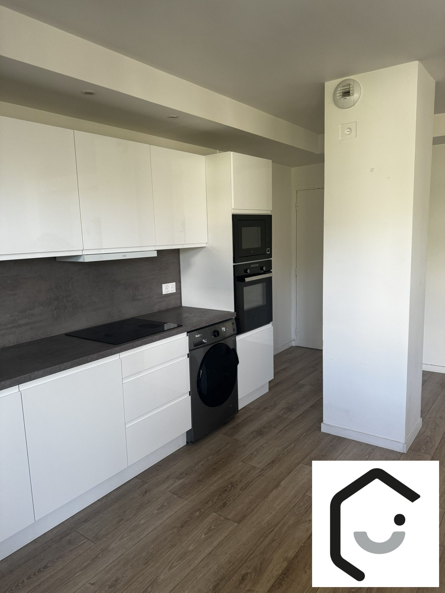 1784189027_LA2422_5_original Appartement à louer Épinay-sur-Seine
